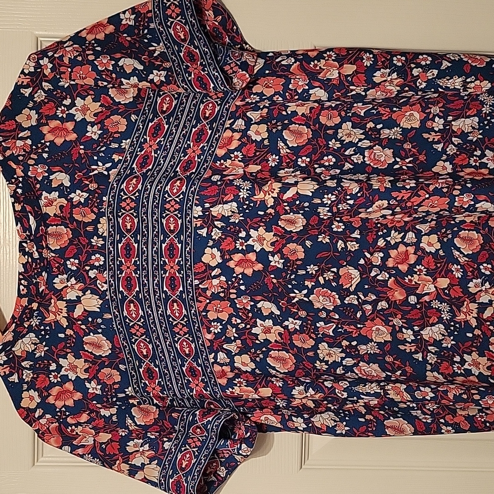 Short sleeve Ann Taylor Loft shirt